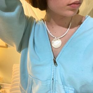 *3 for $15* Beautiful beachy statement shell necklace🐚🥥